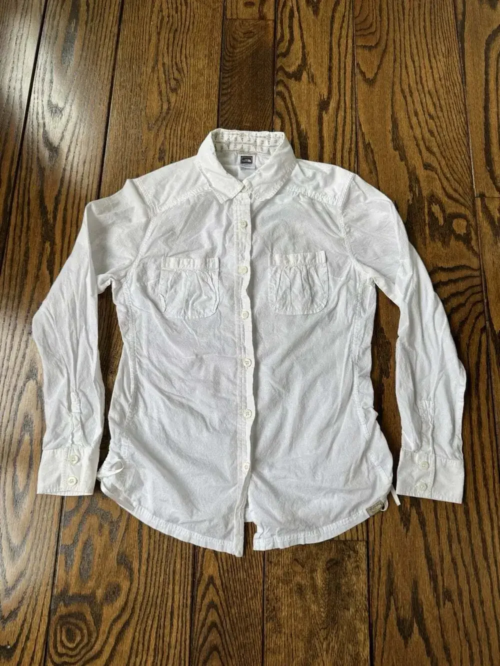 The North Face Men's Medium White Long Sleeve Button-Up Shirt